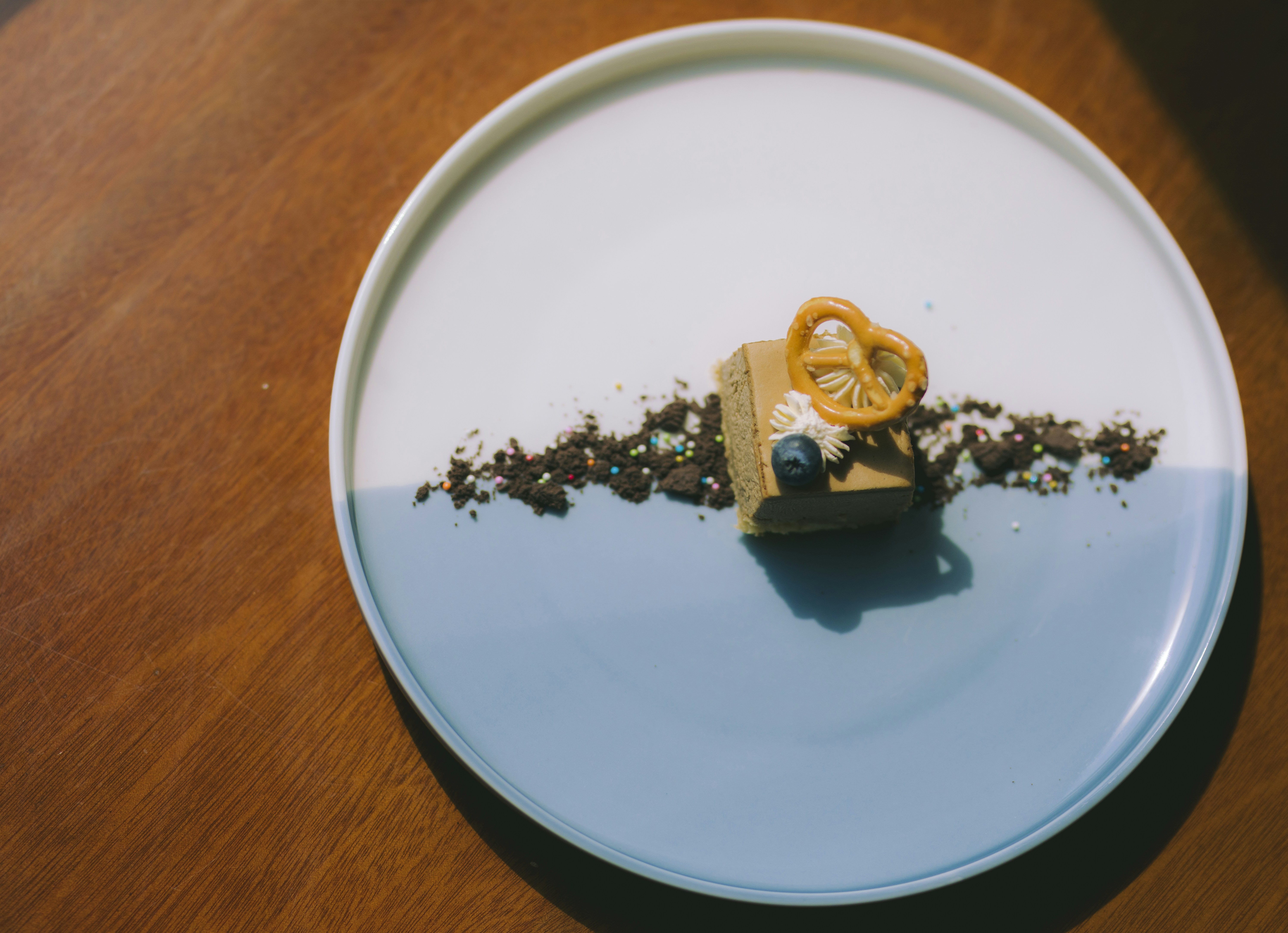 Artistic dessert presentation