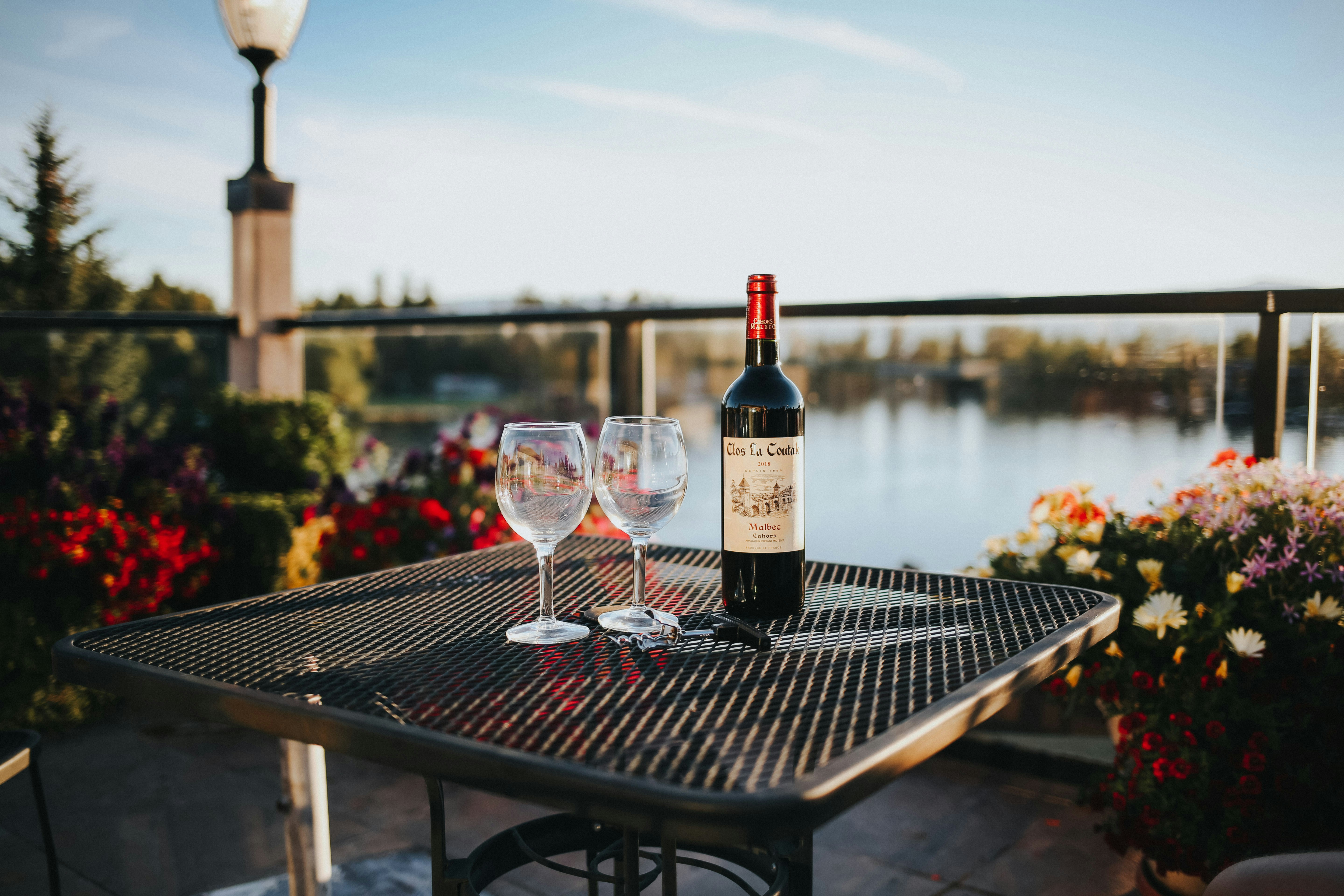 Souvenirs to bring back from your honeymoon - wine
