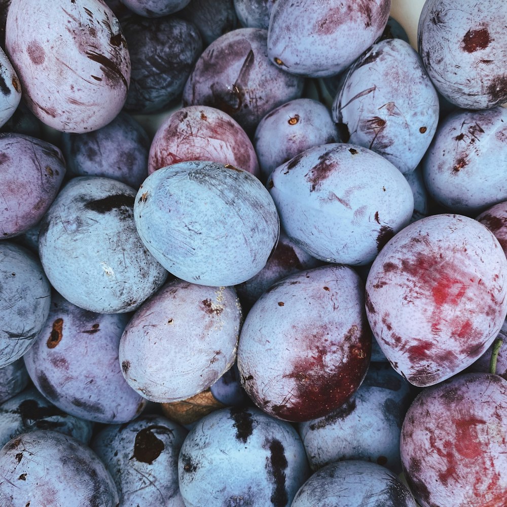 white and red round fruits