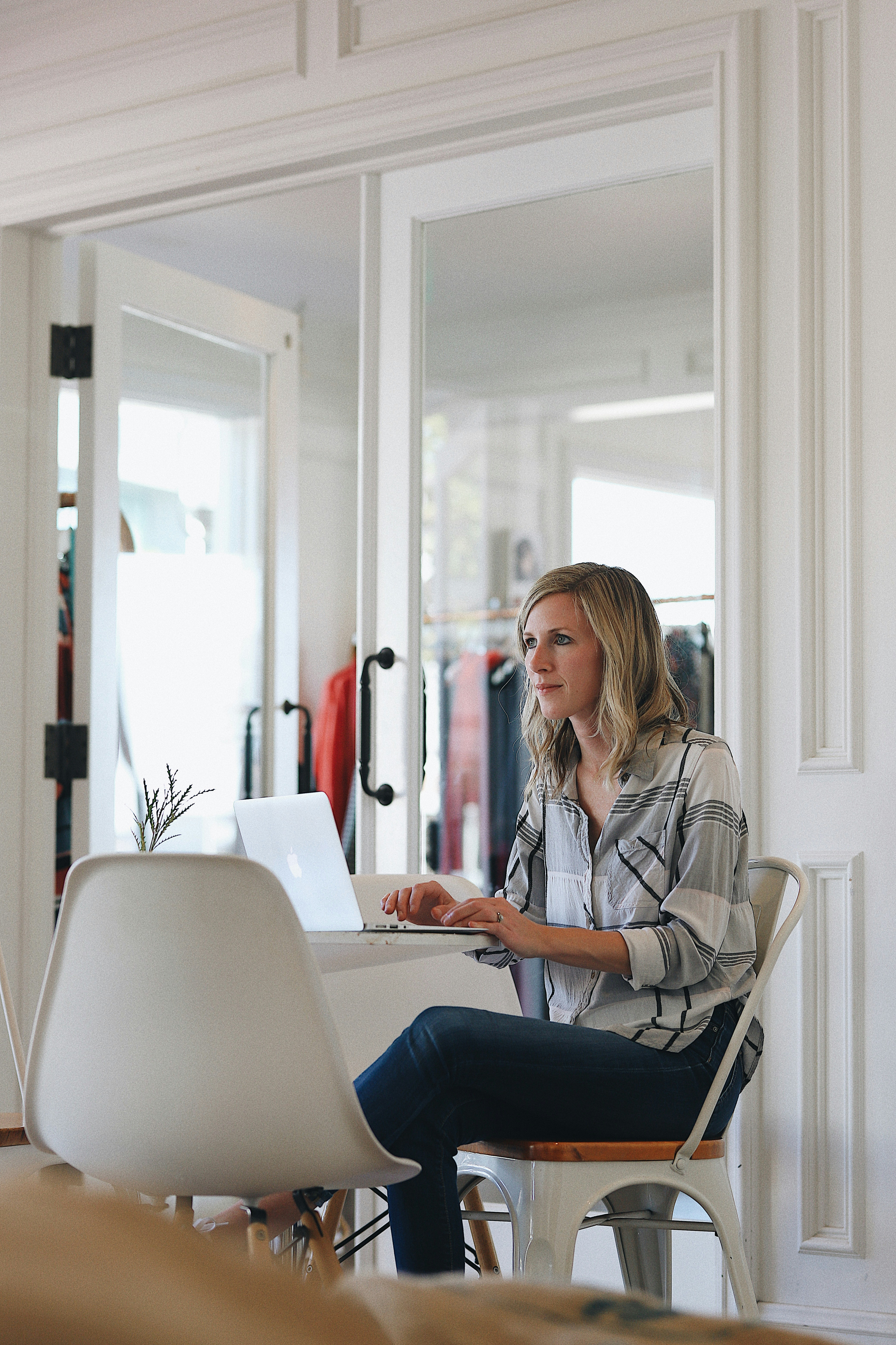 Can I Make Money Online Through Online Customer Support?