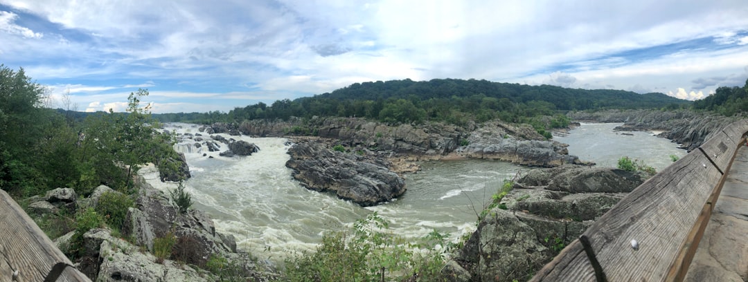 travelers stories about River in Great Falls Park, United States