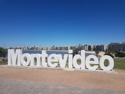 Como Emigrar a Uruguay desde Ecuador: Guia Paso a Paso 2026