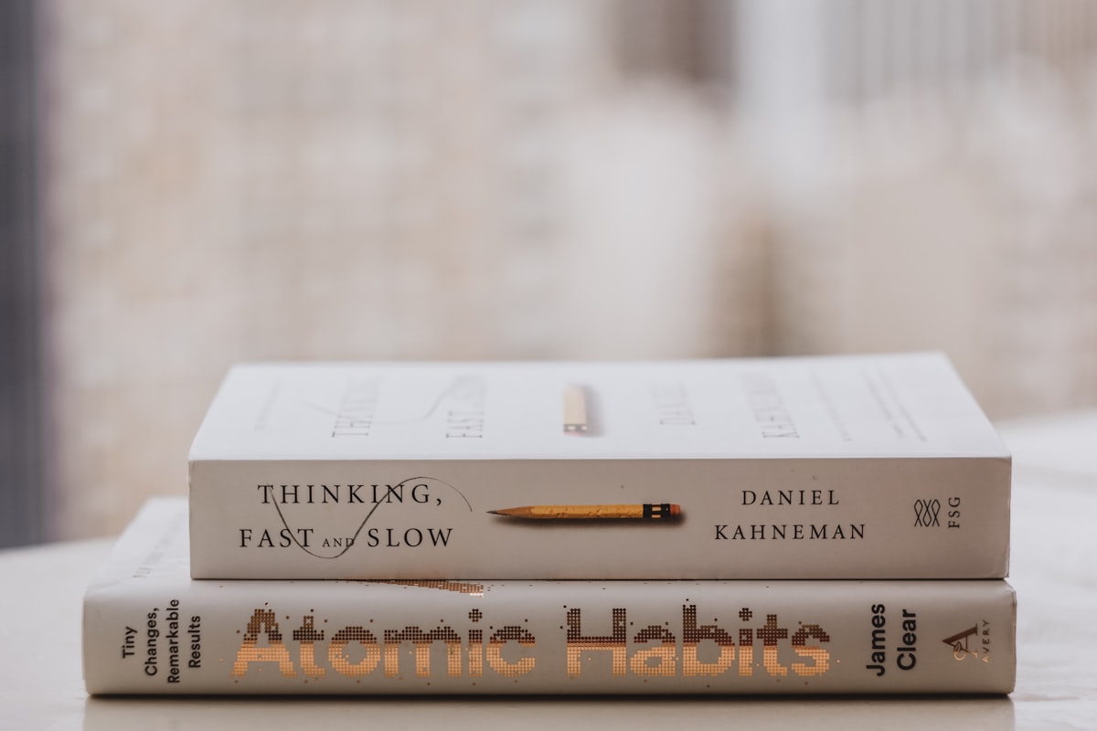 Book summary of "Atomic Habits" by James Clear