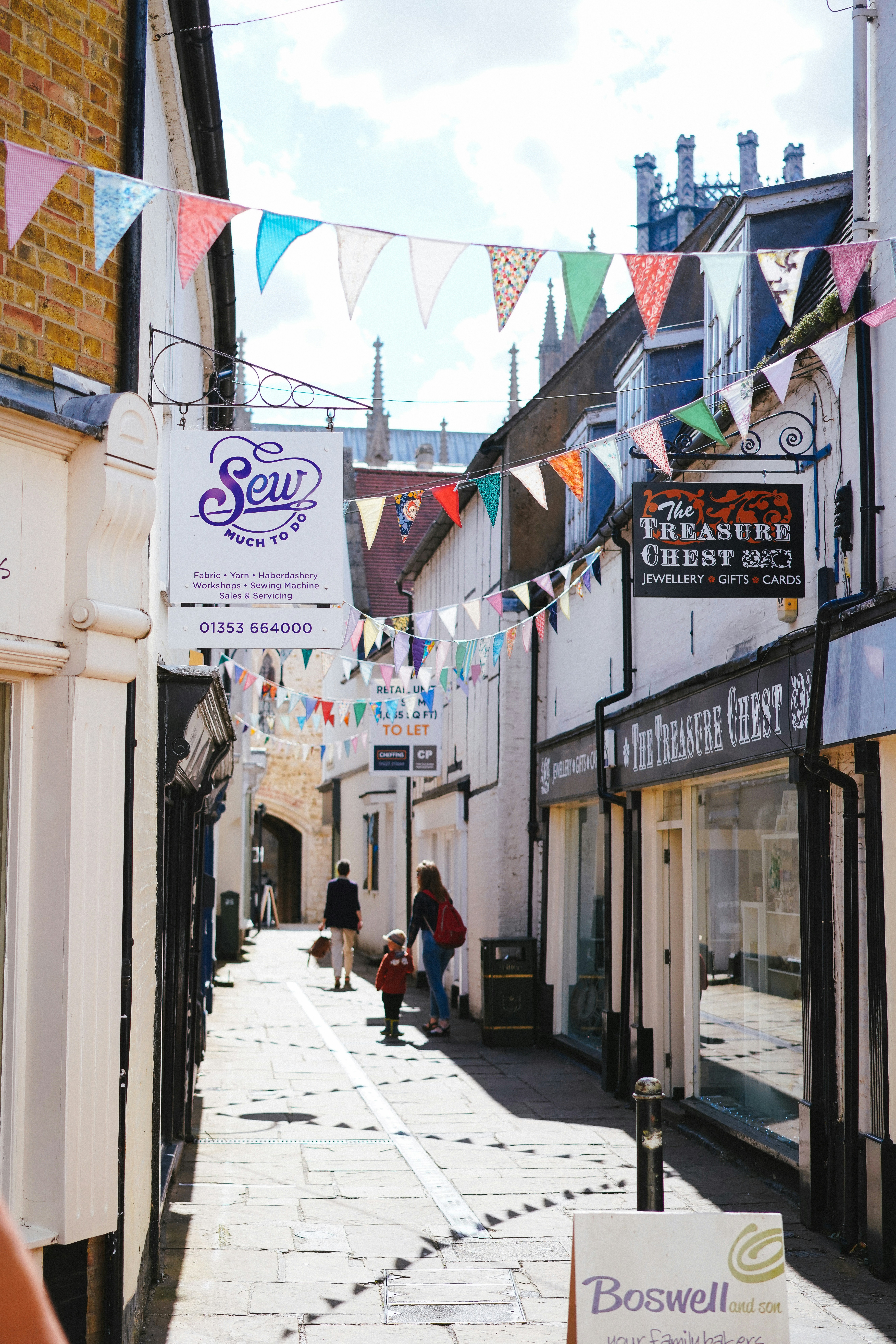 Photo by philhearing