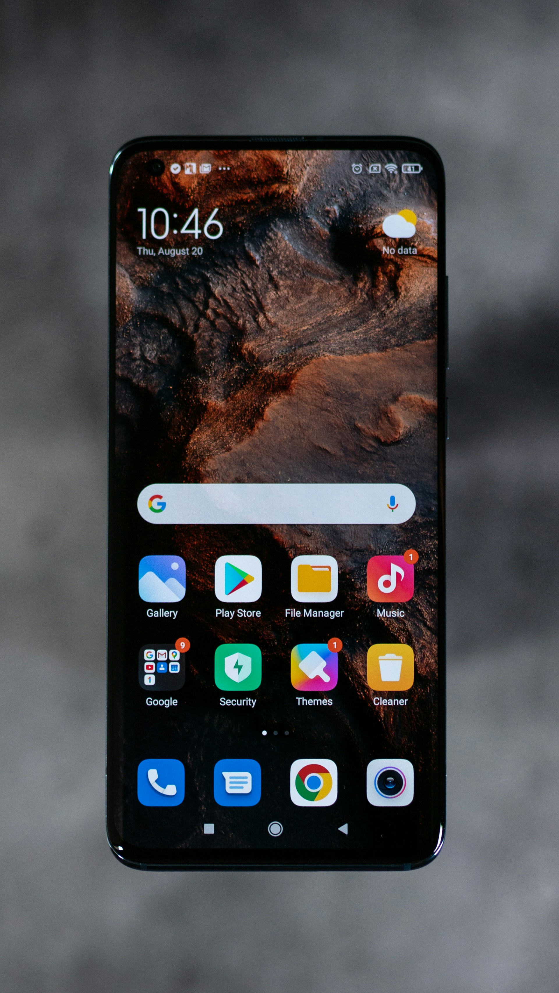 iphone screen showing icons on screen