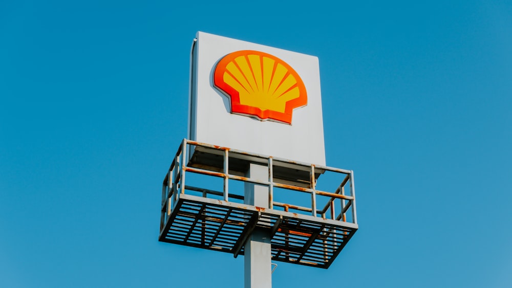 Прибыль Shell за год удвоилась и превысила рекорд 2008 года