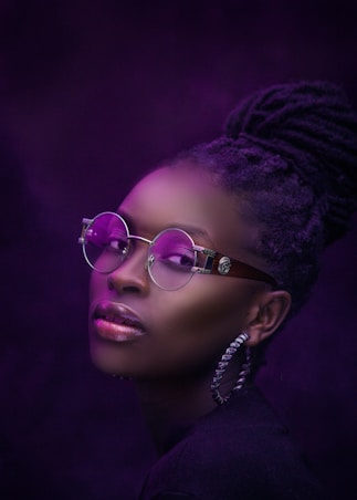 woman in silver framed eyeglasses