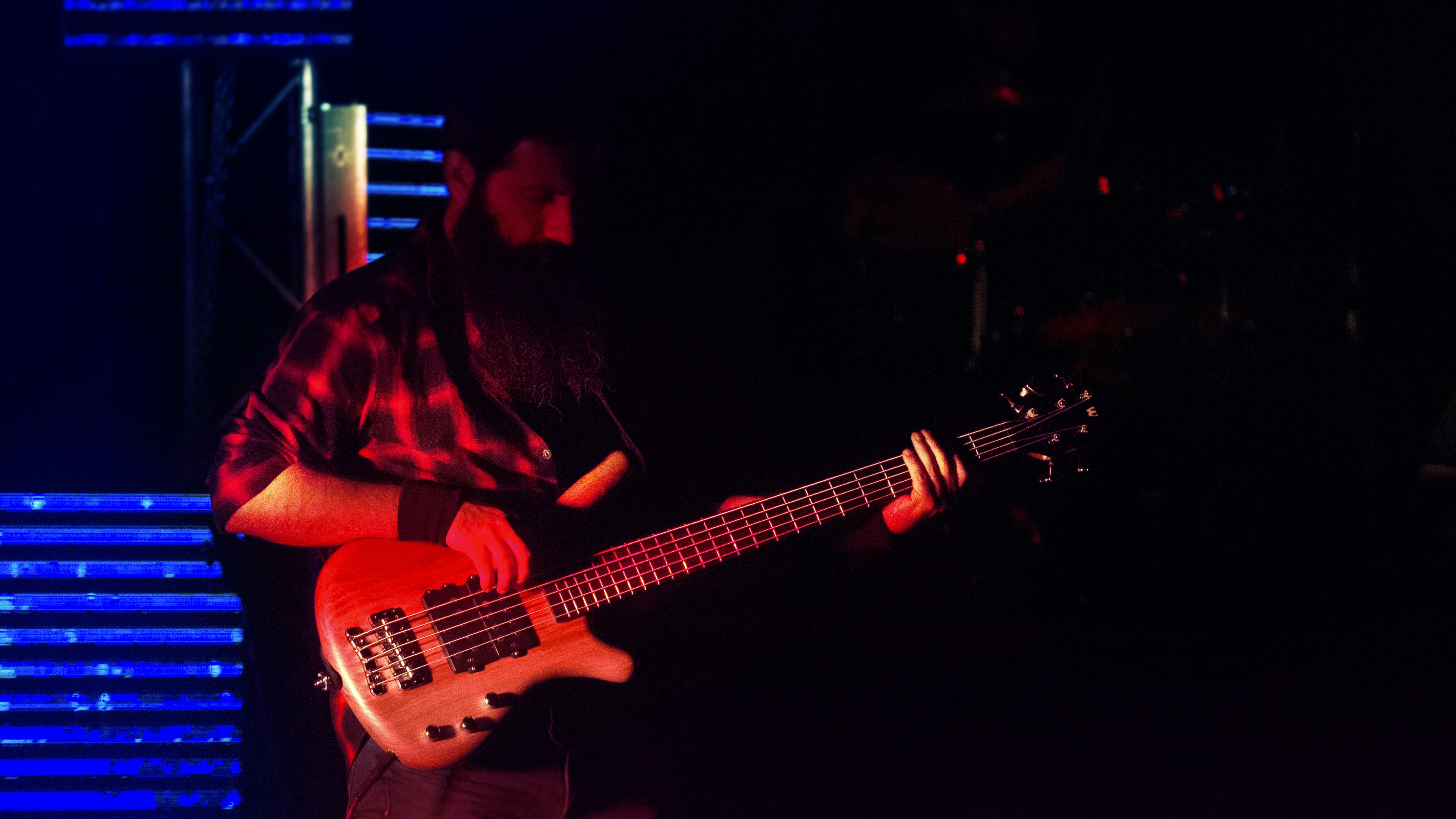 Photo by sammoghadam