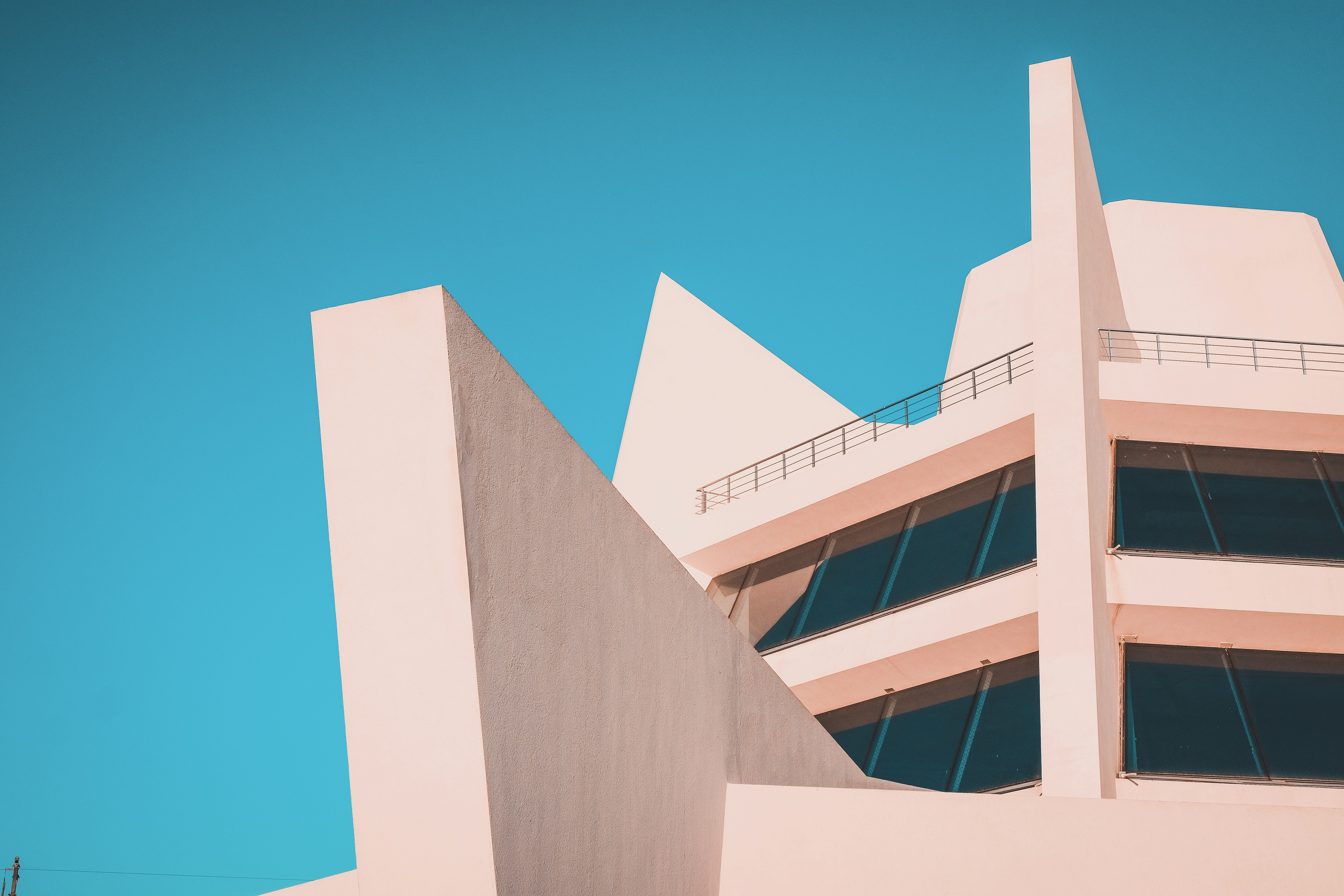 Photo by sammoghadam