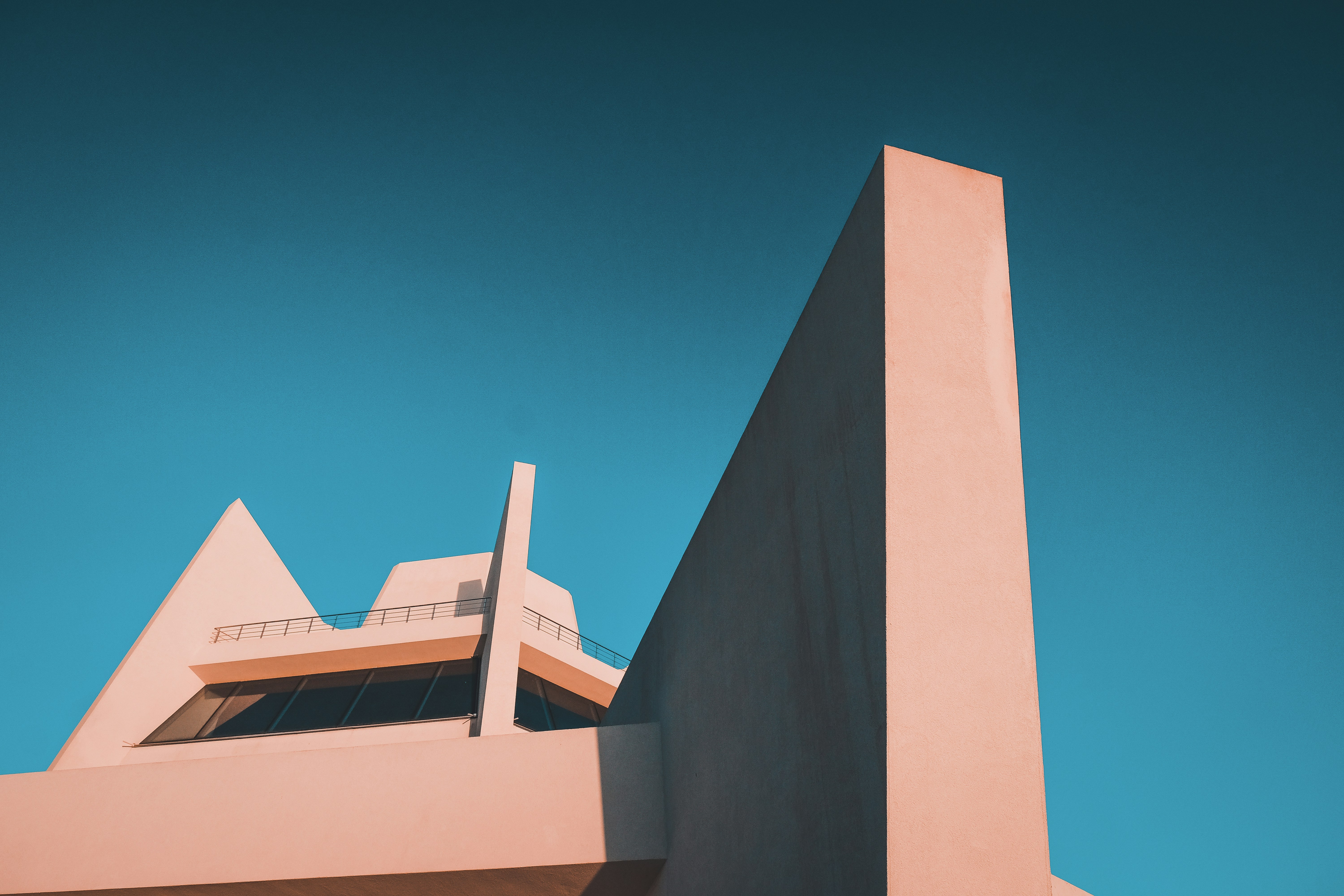 Photo by sammoghadam