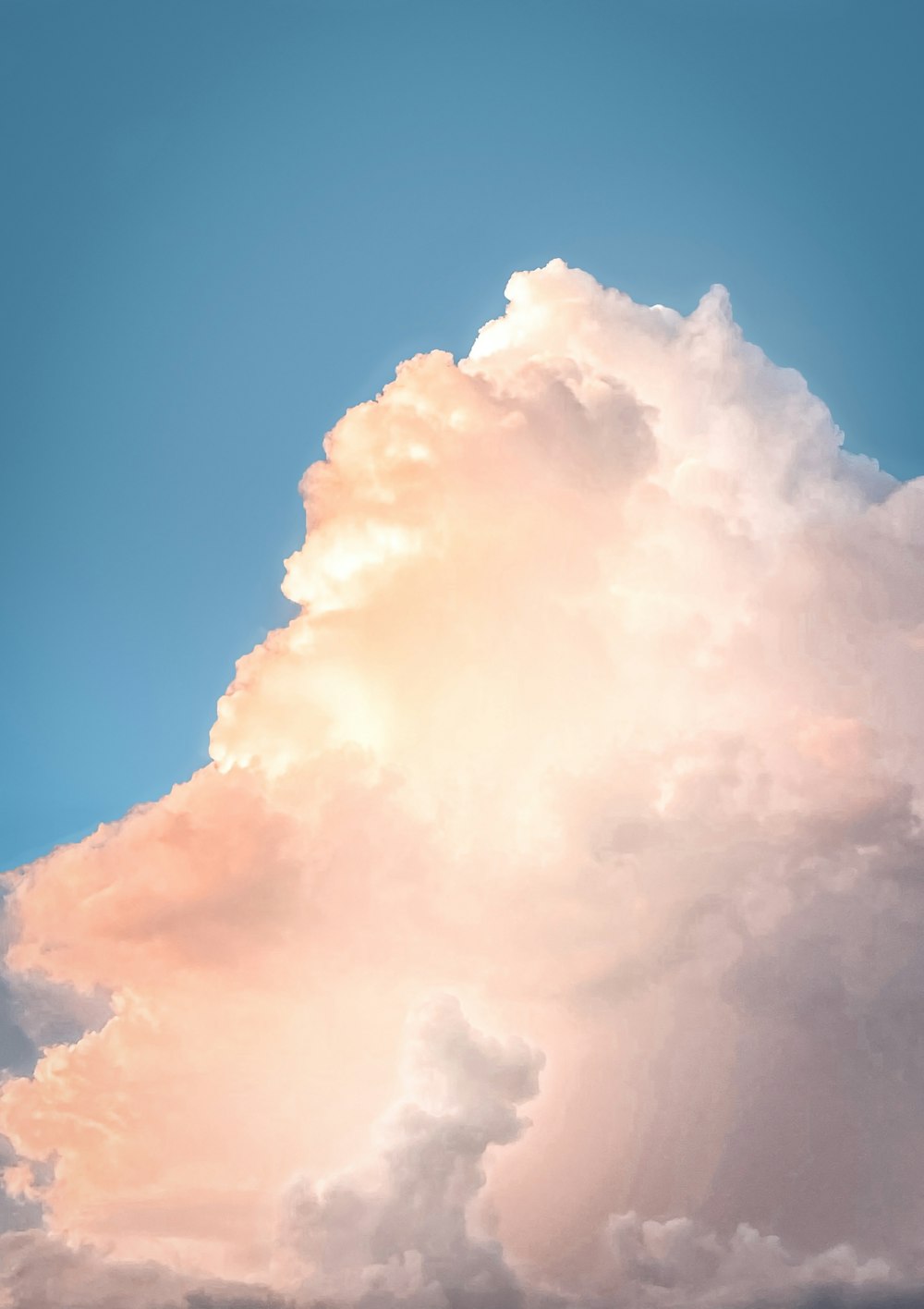 白い雲と青い空