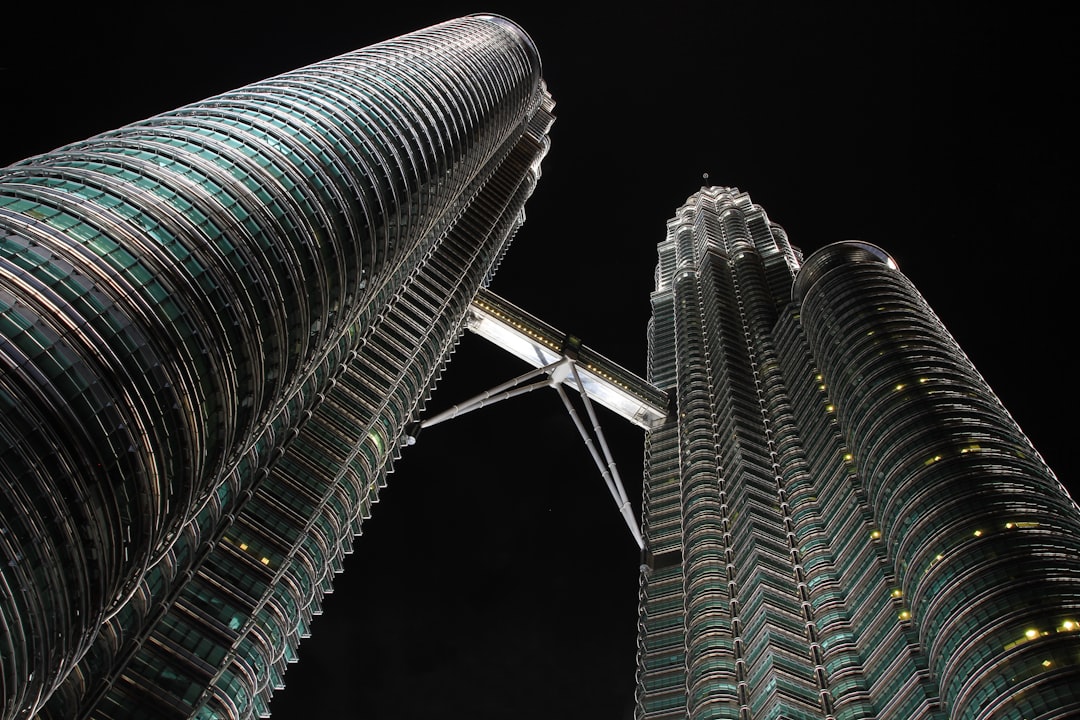 Landmark photo spot Petronas Twin Towers Bangunan Sultan Abdul Samad