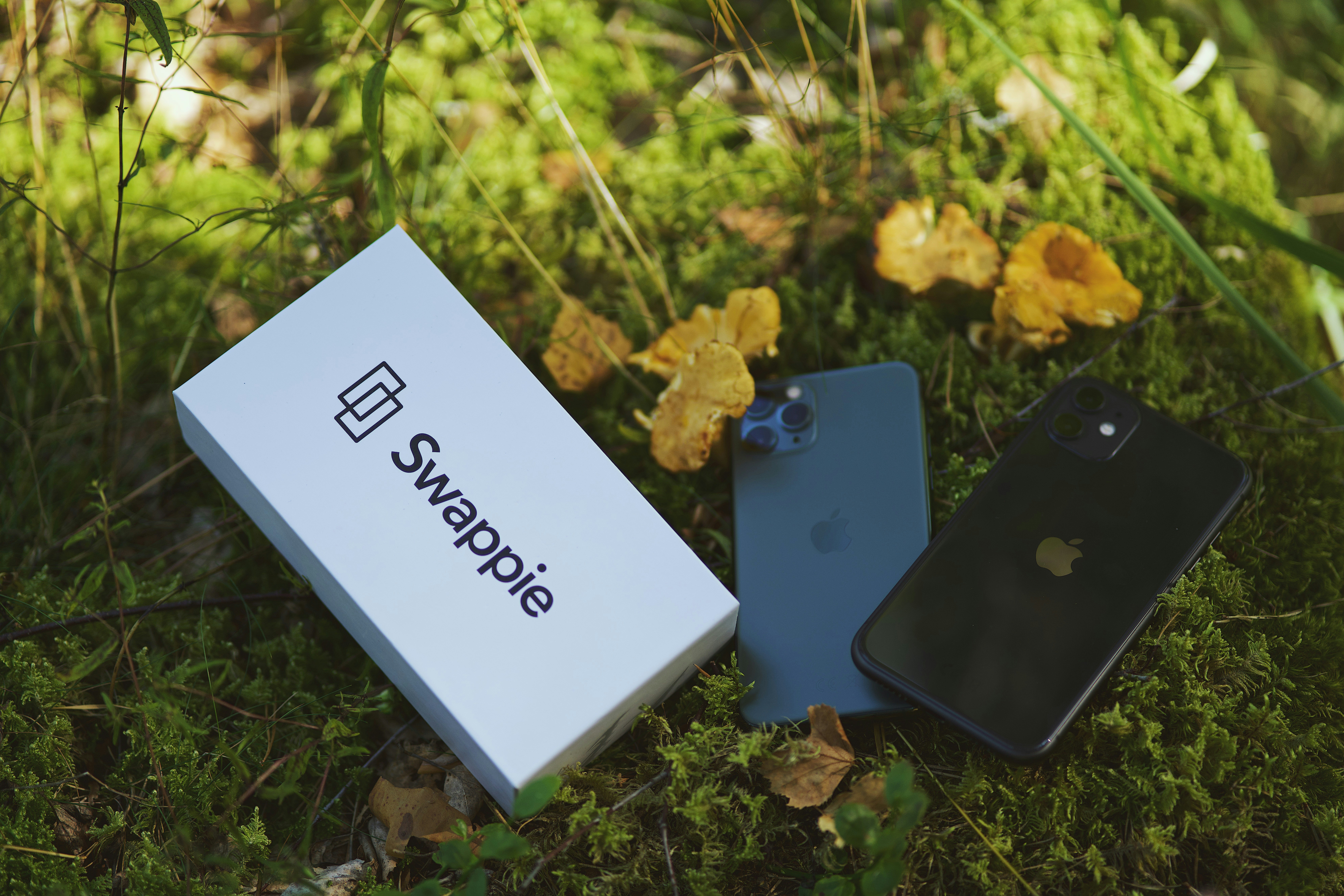 black iphone 7 plus on white box