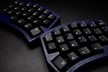 black computer keyboard on black table
