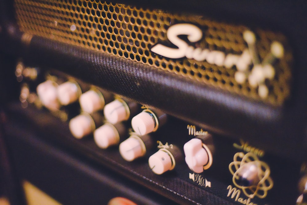 black and white guitar amplifier