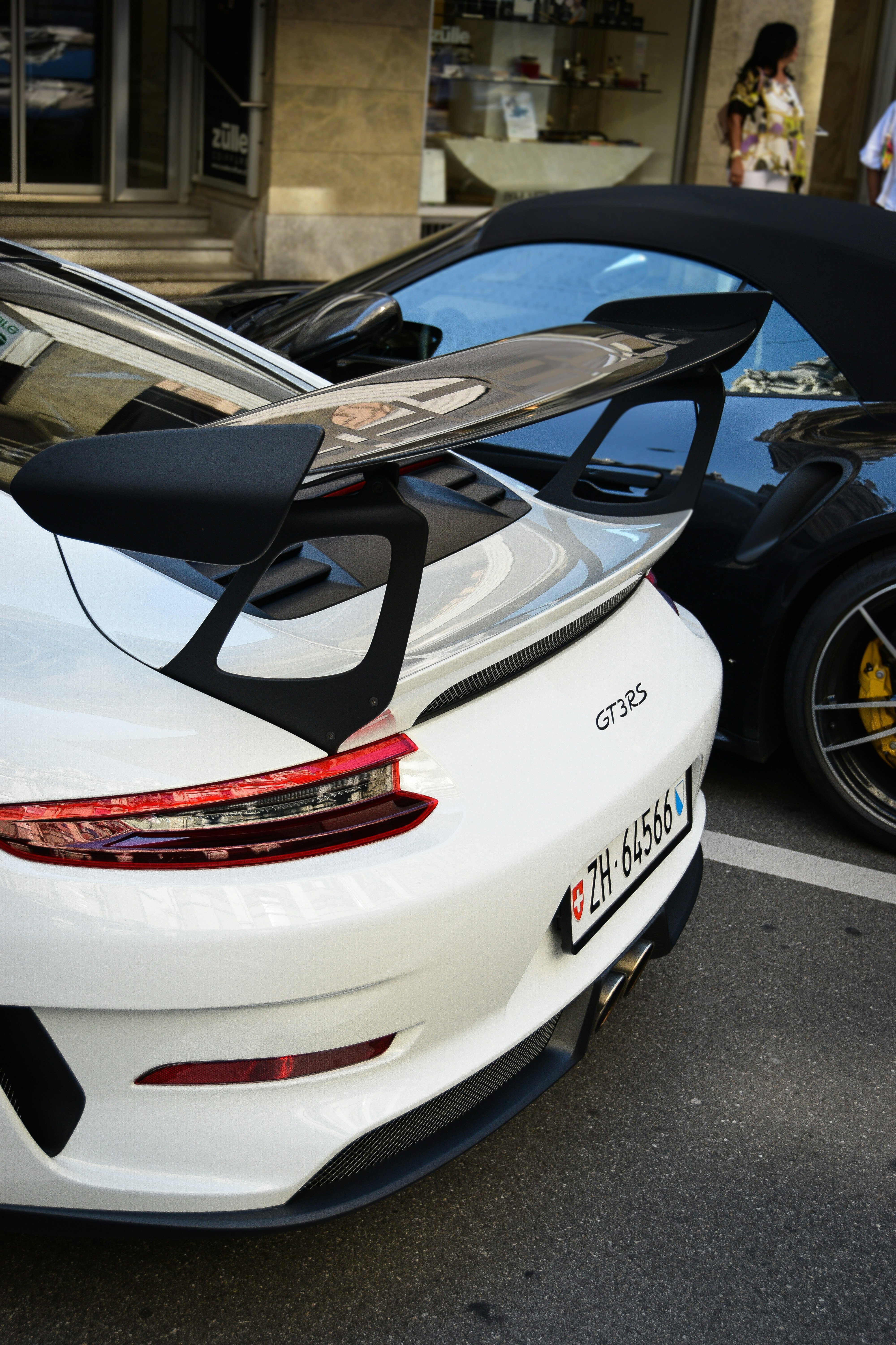 Photo by jonasrhyner