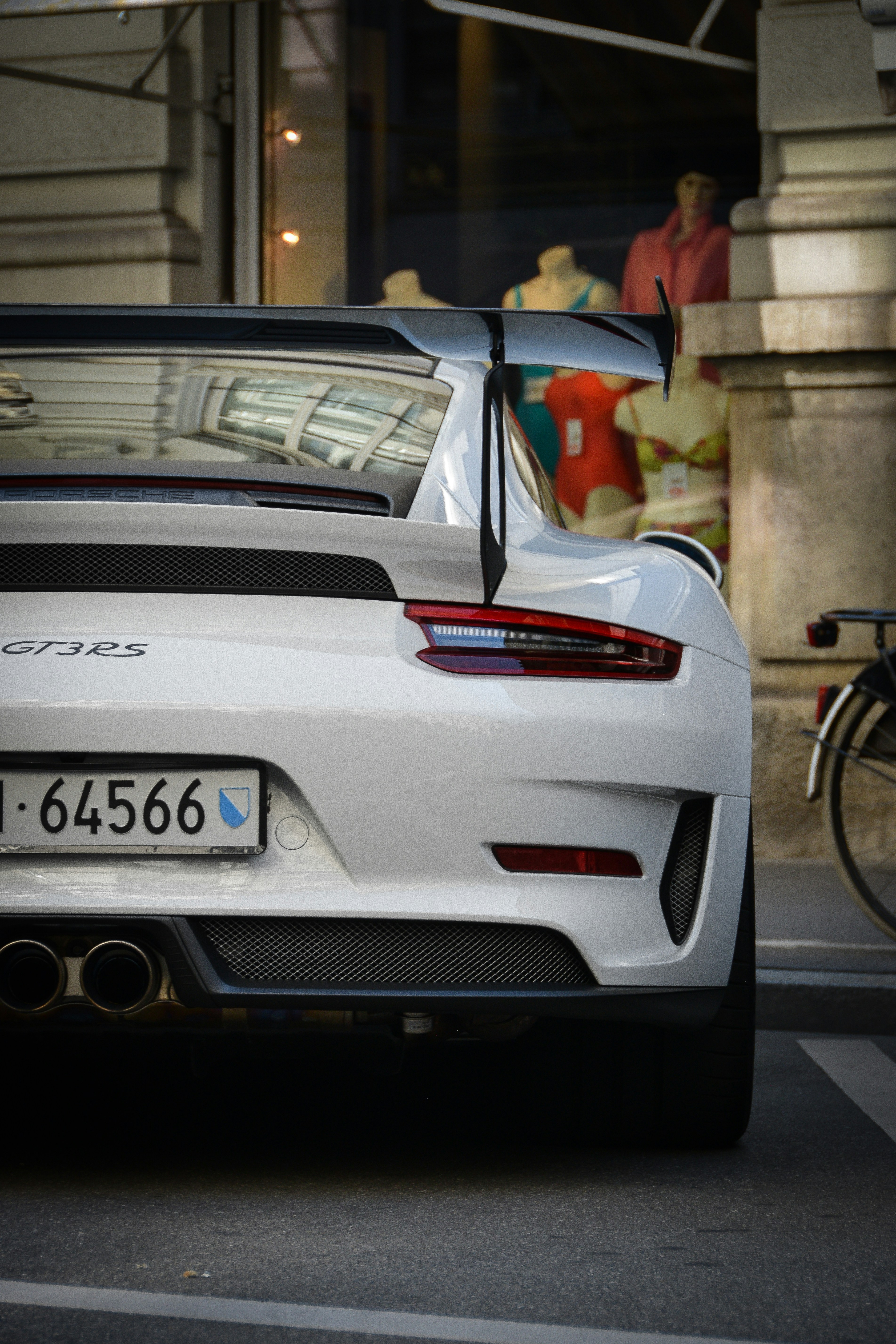 Photo by jonasrhyner