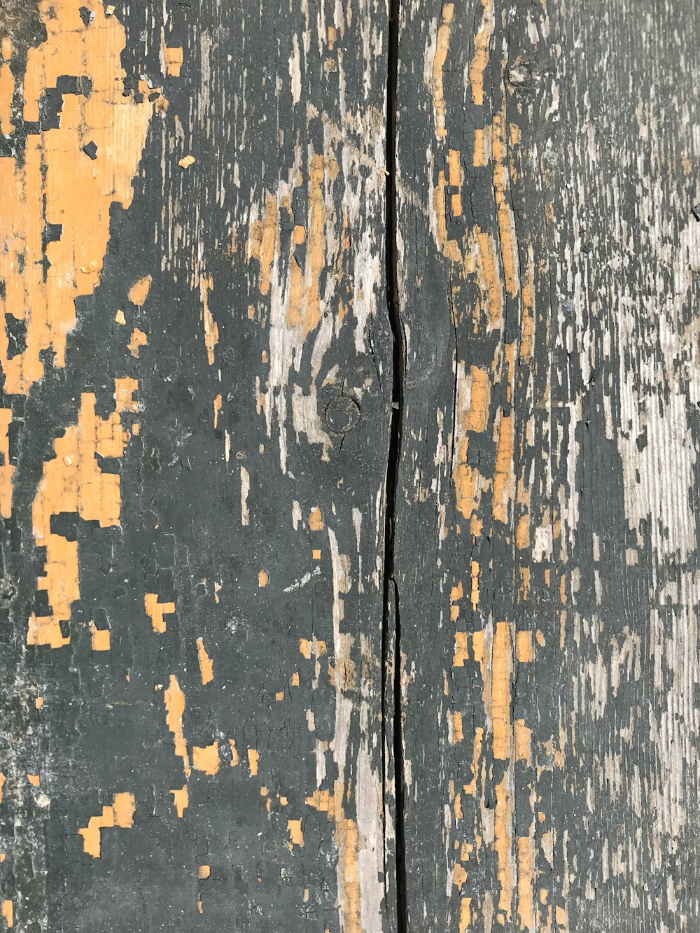 yellow and gray wooden board