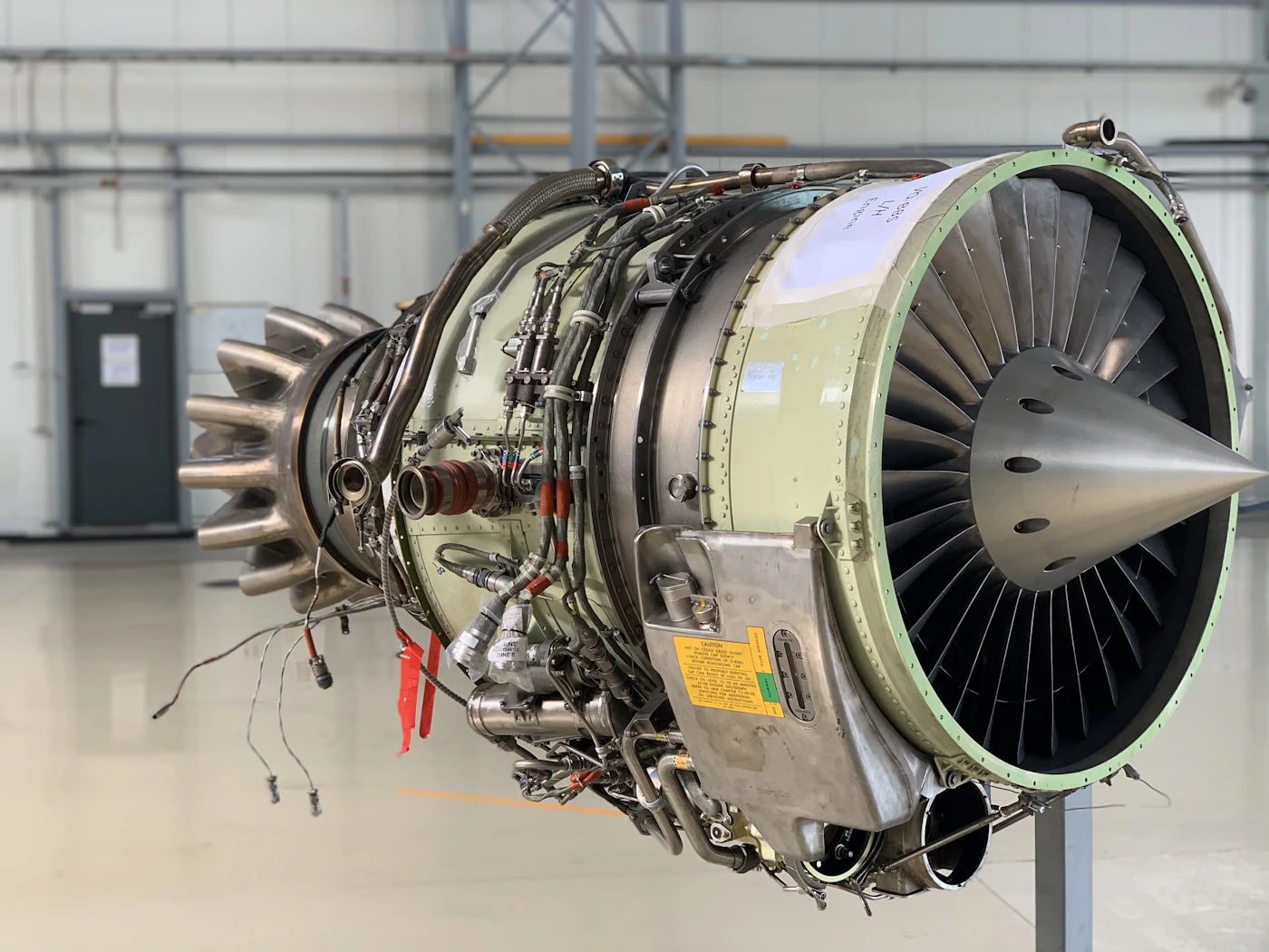 Jet engine