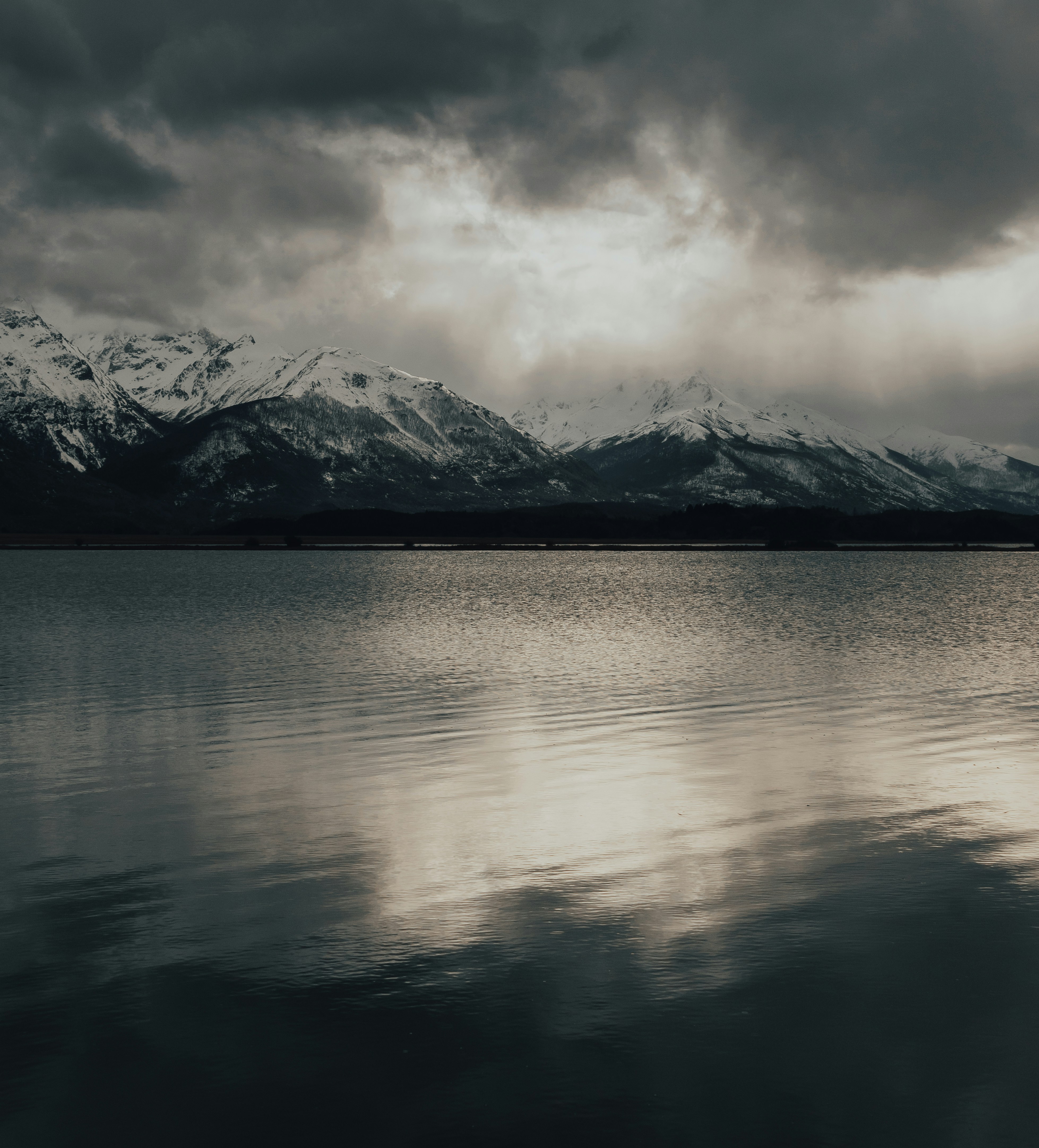 Photo by gasparzaldo