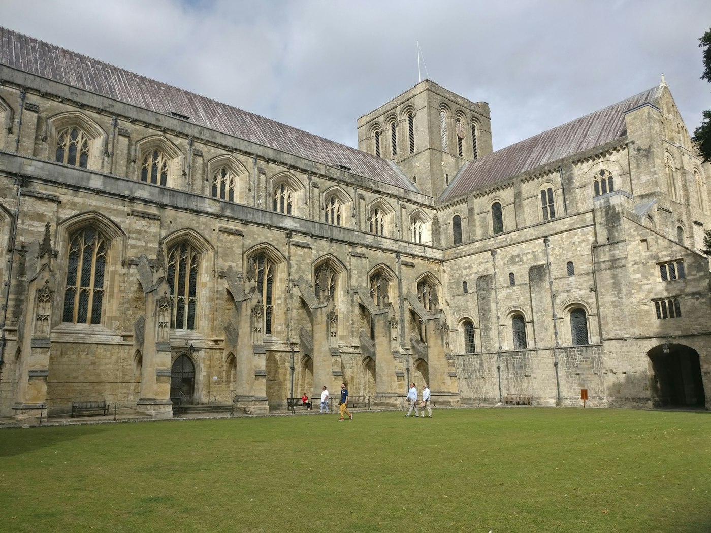 Hotels in Winchester under $150