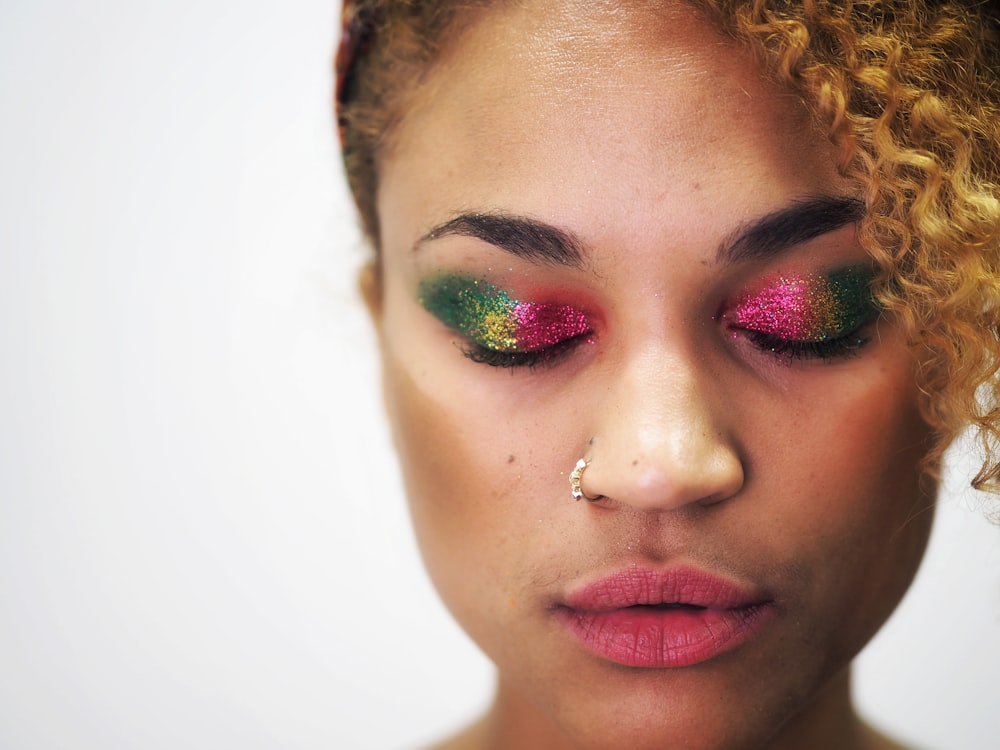 woman with green eyes and green eyes