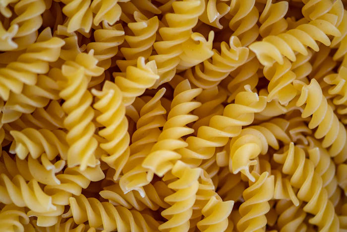 Plato de pasta recién servido