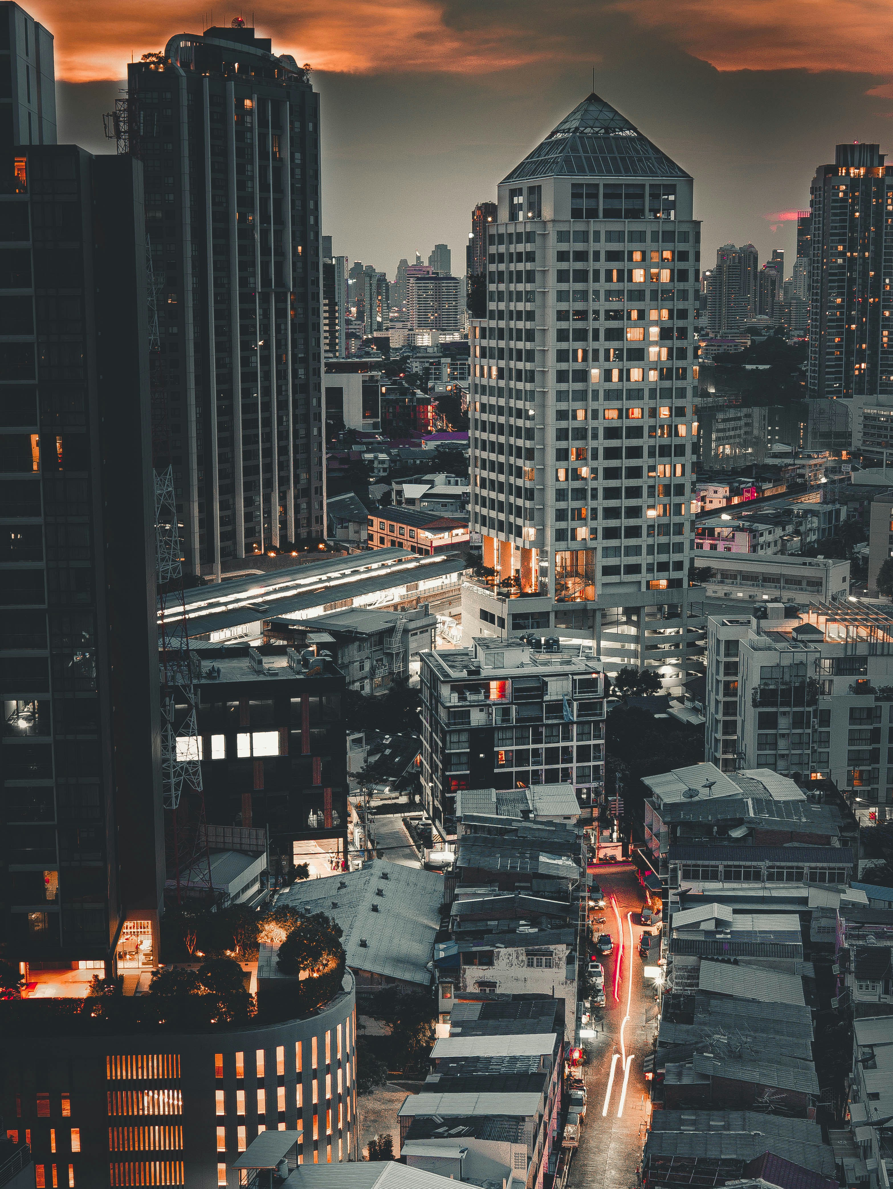 Photo by therealracim