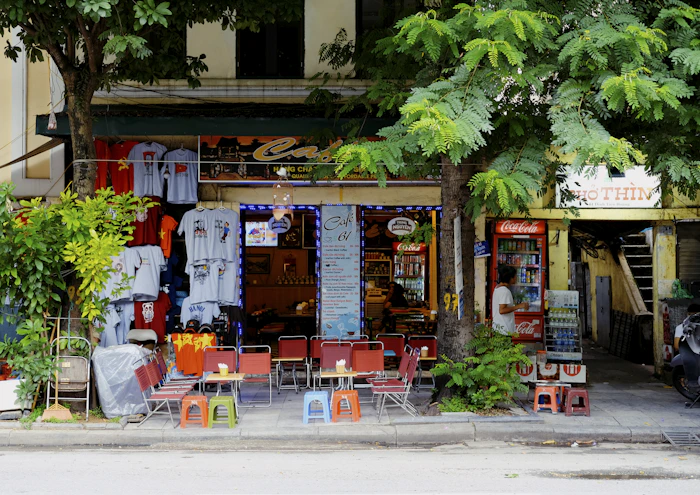 Biến Việt Nam thành quốc gia dễ sống nhất thế giới đối với người nước ngoài.