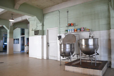 Heavy-duty mixers and grinders lined up ready for busy restaurant use.