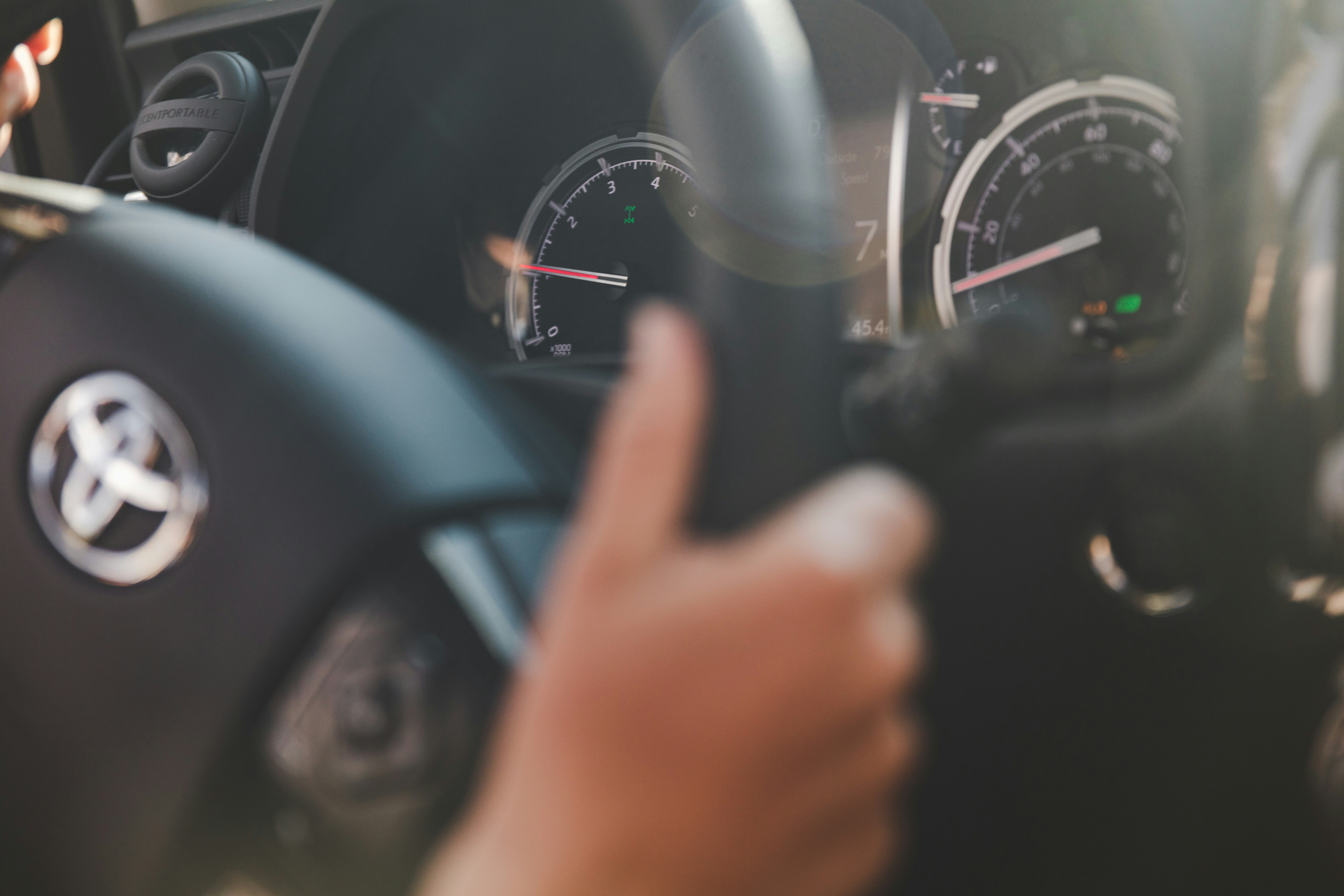 Photo by worldsbetweenlines