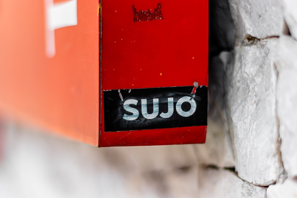 red and white stop sign