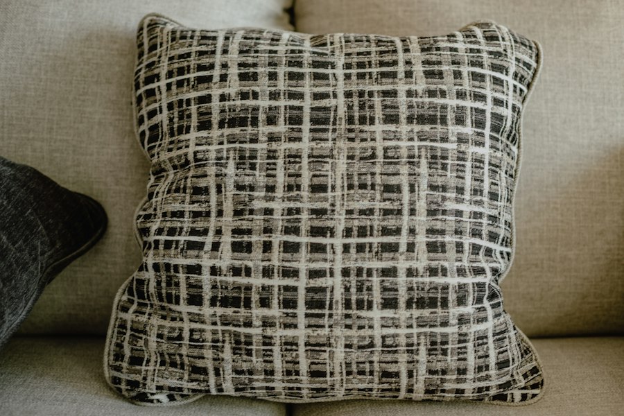 Coussin Plume Luxe 60x60cm Beautissu mobilier et décoration