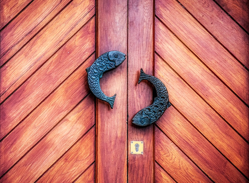 black and white fish wall ornament