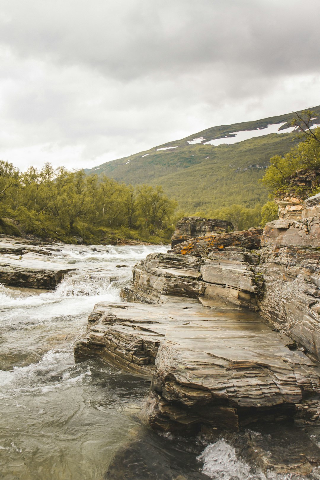 travelers stories about River in Abisko, Sweden
