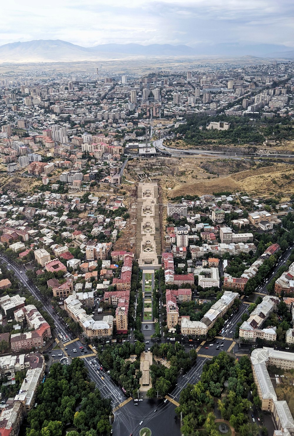 Veduta aerea degli edifici della città durante il giorno