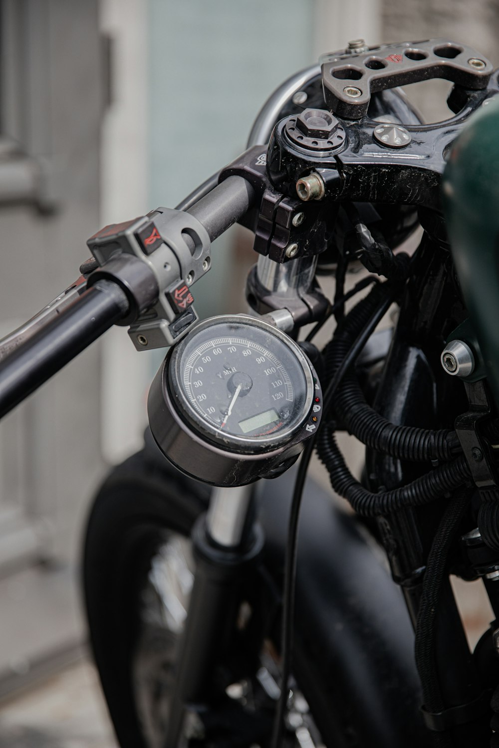 Foto zum Thema Schwarzer Motorrad-Tacho bei 0 – Kostenloses Bild