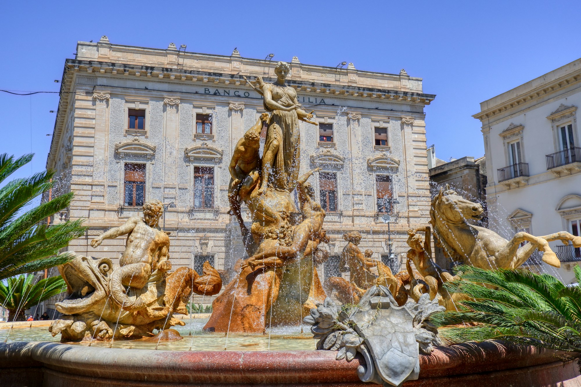 Exploring Siracusa: Local Cuisine, Restaurants & Traditional Recipes