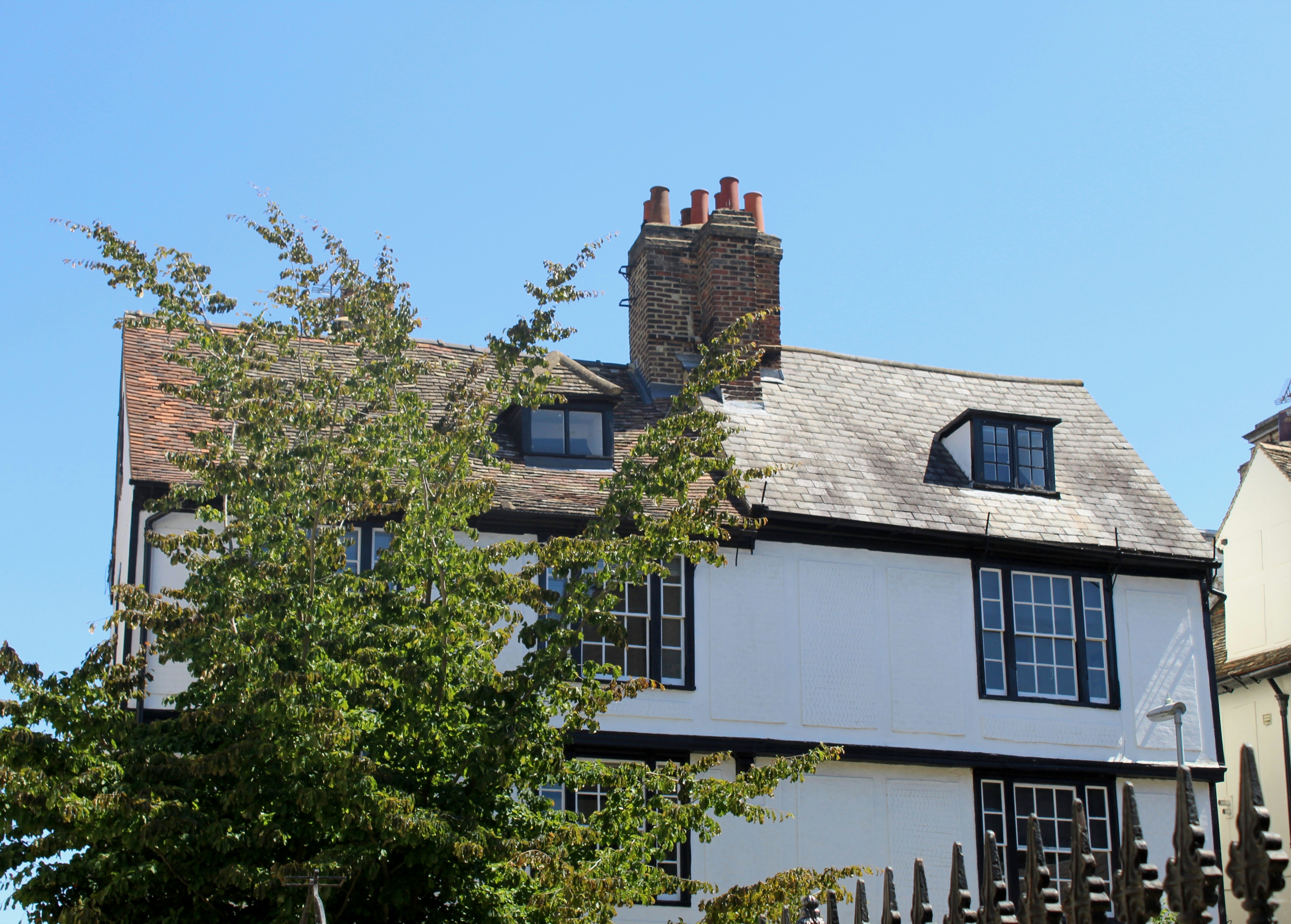 Photo by sophiewrixon