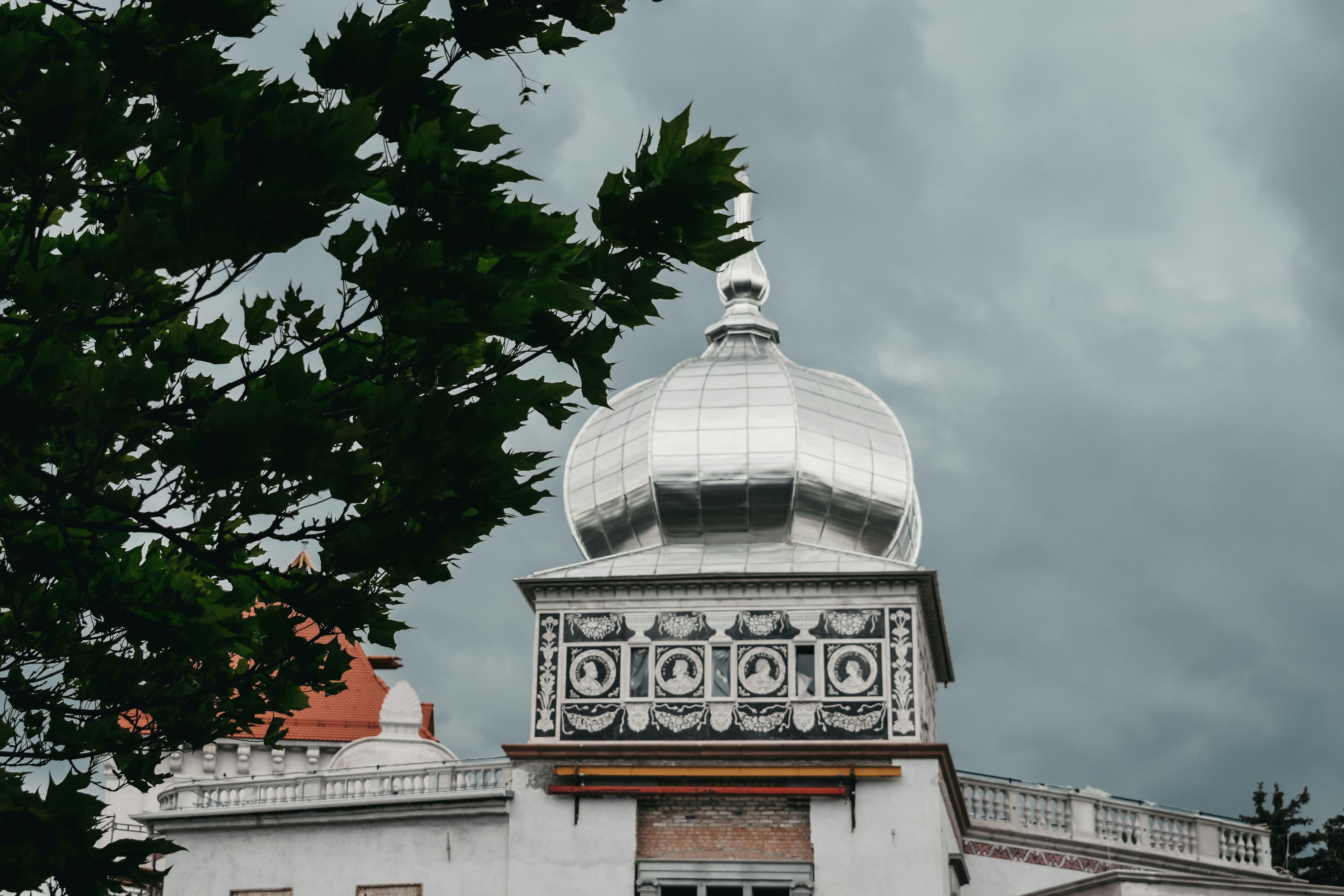 Photo by darya_tryfanava