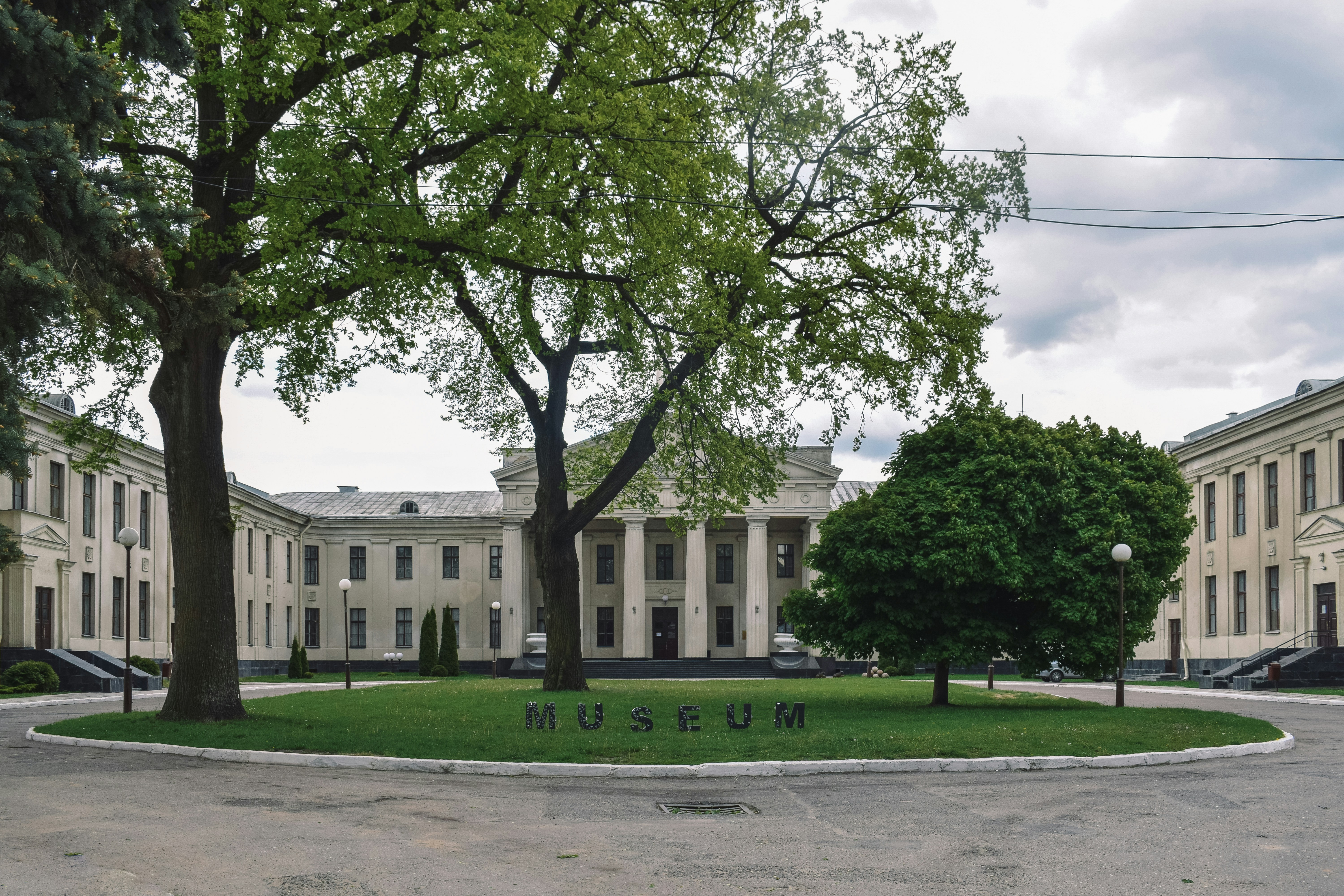 Photo by darya_tryfanava