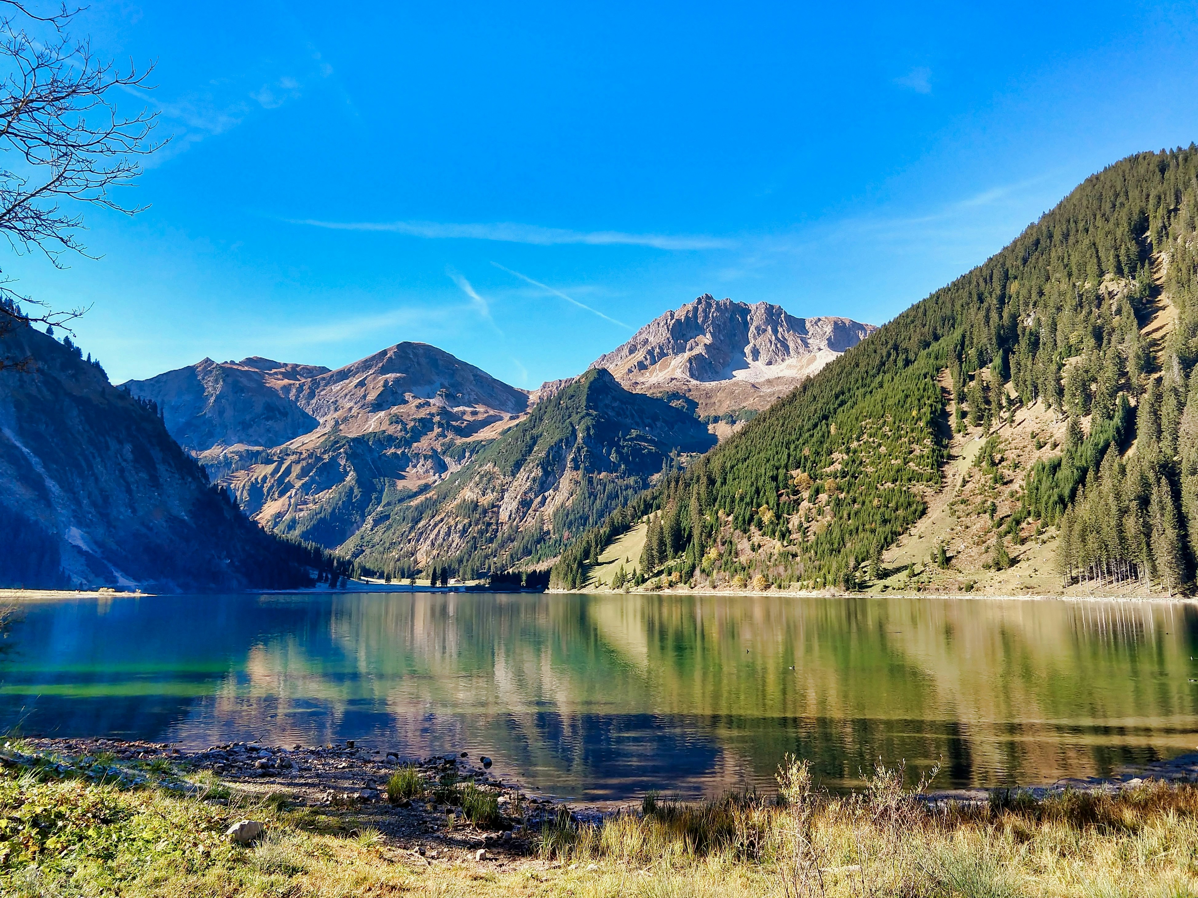 Photo by villagehero