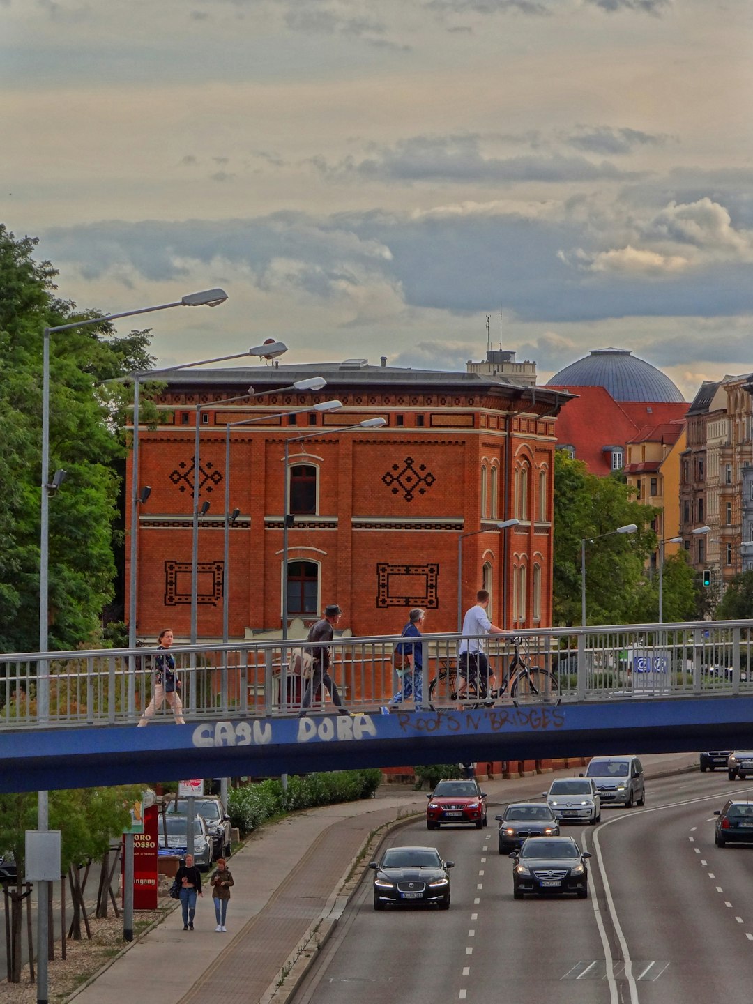 photo of An der Elbe Town near Albinmüller-Turm