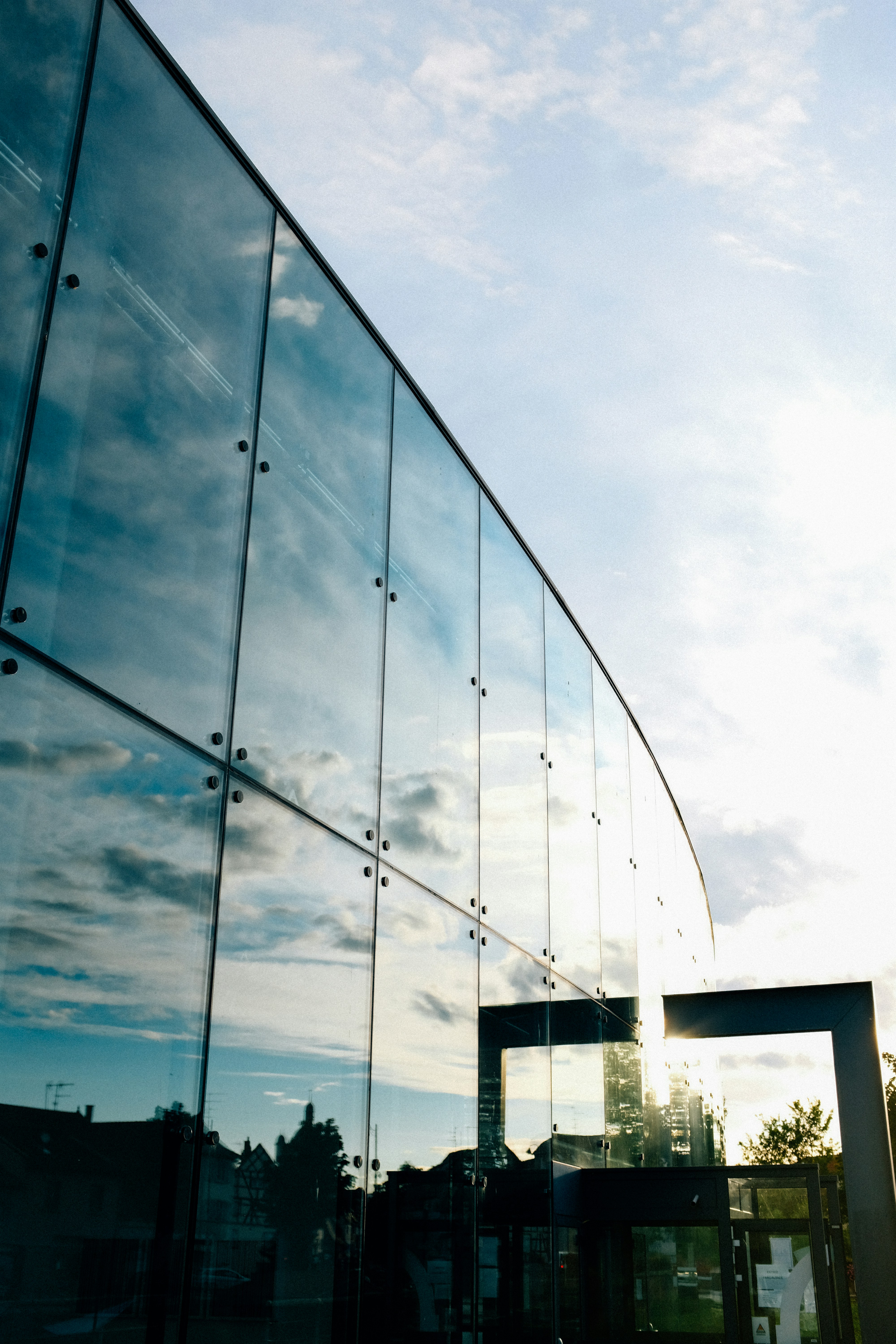 Photo by adrienolichon