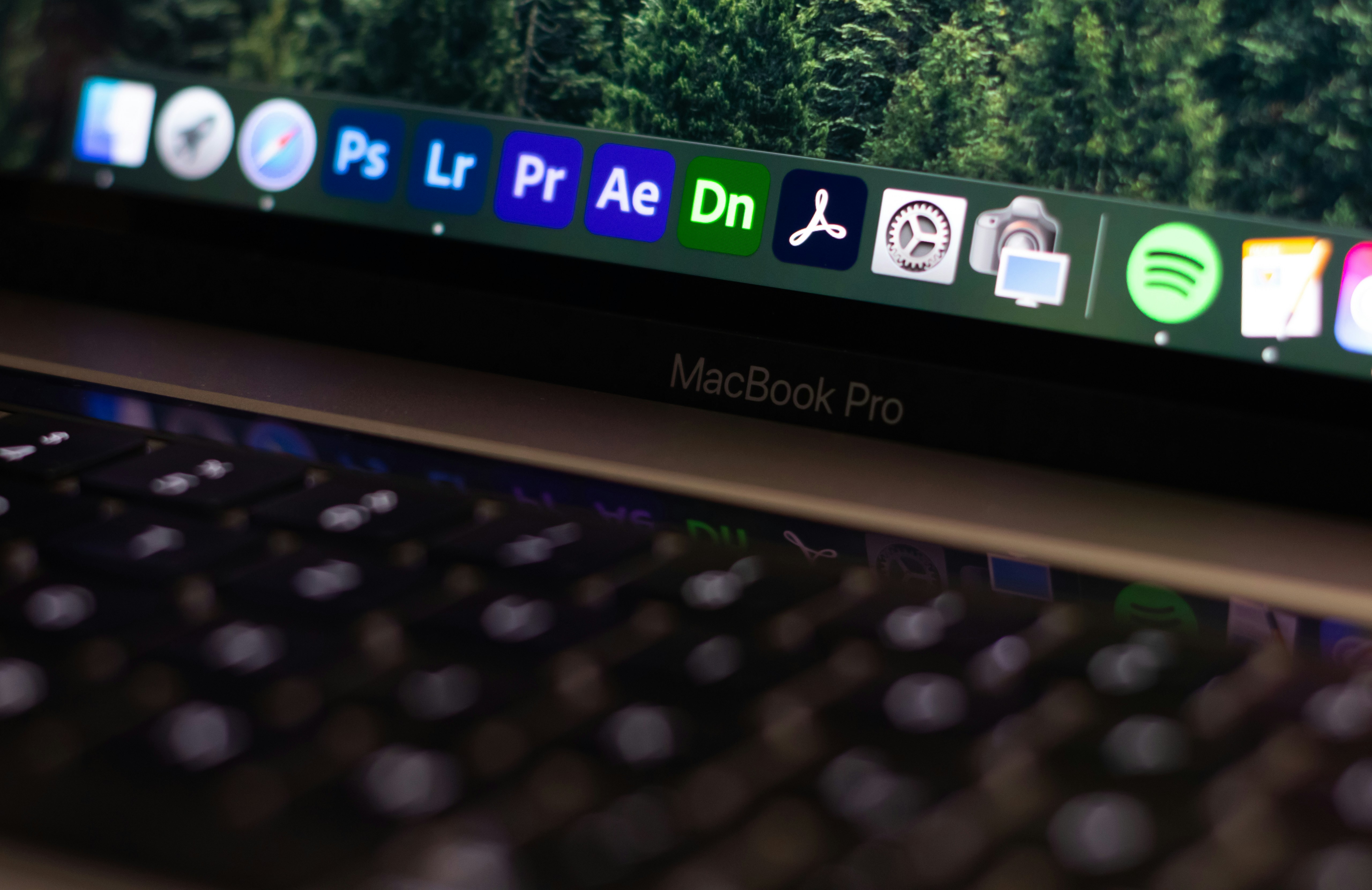 black and silver asus laptop computer