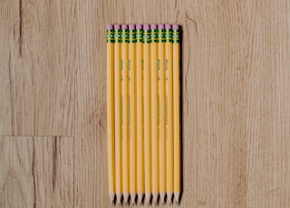 yellow green and red color pencil