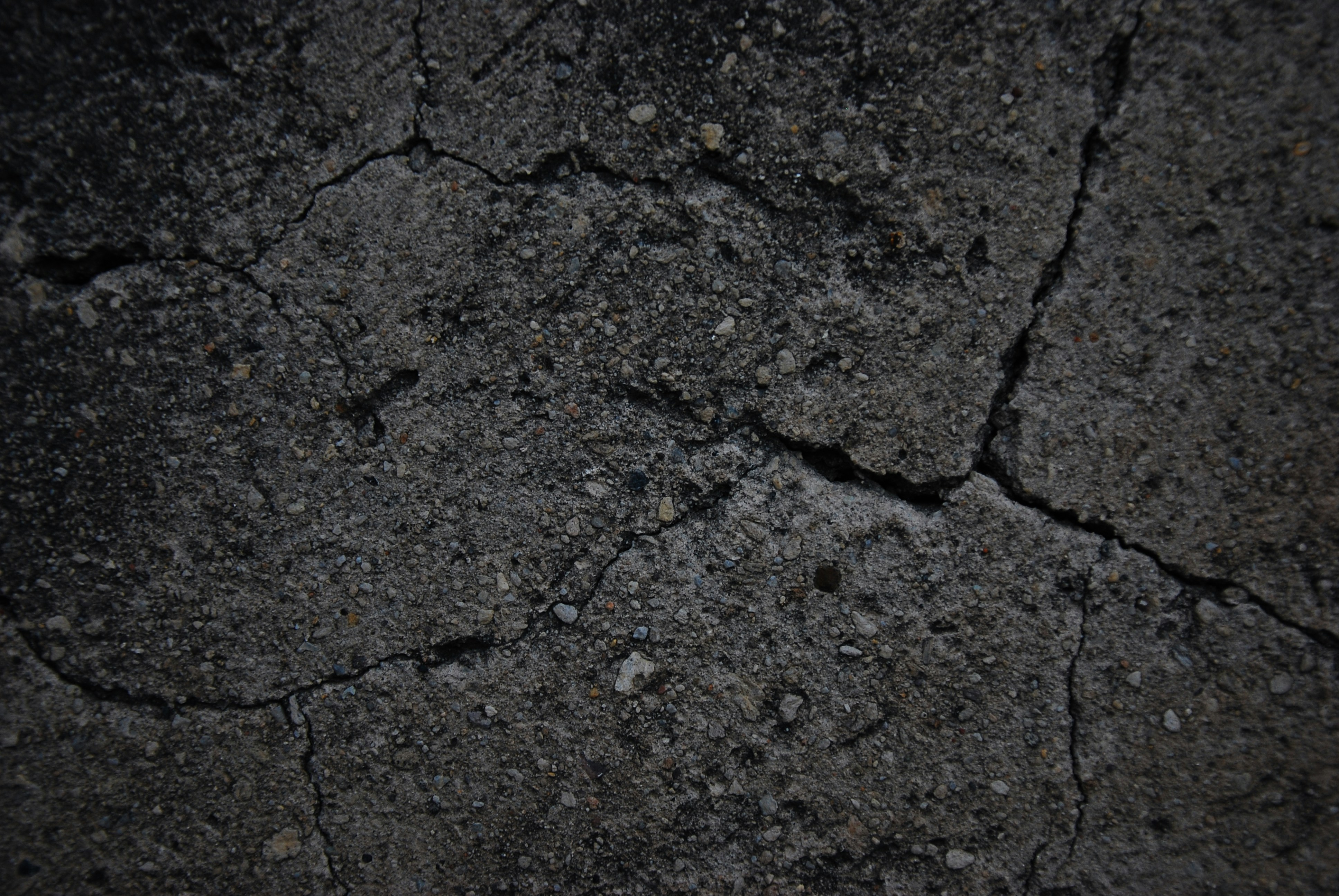 黒とグレーのコンクリート舗装の写真 Unsplashで見つけるグレーの無料写真