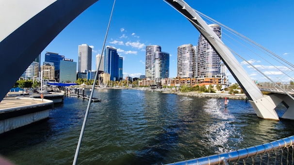 body of water in Perth City during daytime