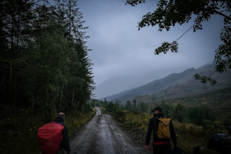 Rain Hiking Essential Gear â What You Need