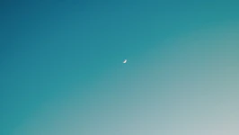 airplane in the sky during daytime